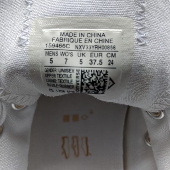 Converse - Picture 2 of 2